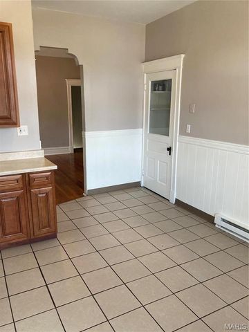 4657 Idaho Avenue, St Louis, MO 63111