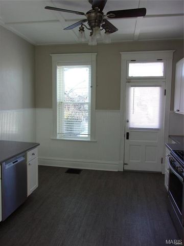 4657 Idaho Avenue, St Louis, MO 63111