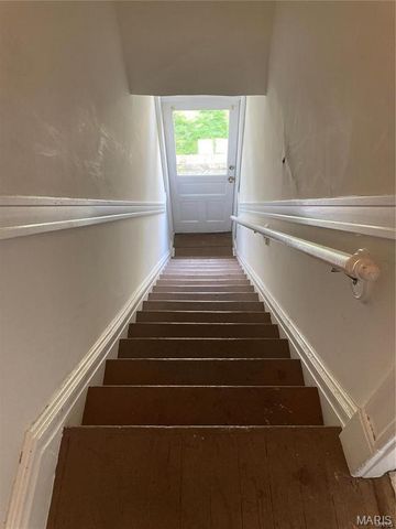 4657 Idaho Avenue, St Louis, MO 63111