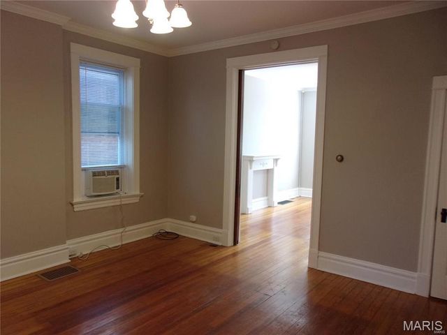 4657 Idaho Avenue, St Louis, MO 63111