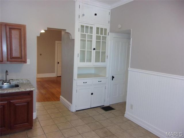 4657 Idaho Avenue, St Louis, MO 63111