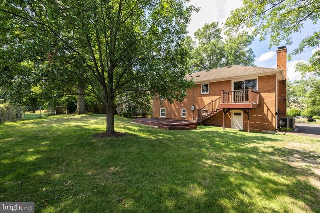 5002 TALBOIS PL, Alexandria, VA 22310
