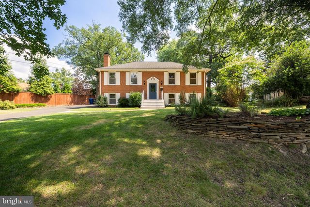 5002 TALBOIS PL, Alexandria, VA 22310