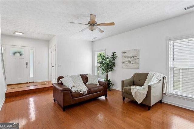 10740 Mortons Crossing, Johns Creek, GA 30022