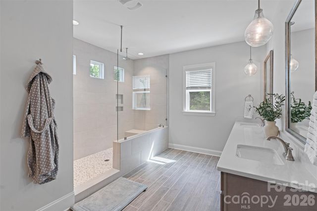 1390 Cedardale Lane, Denver, NC 28037
