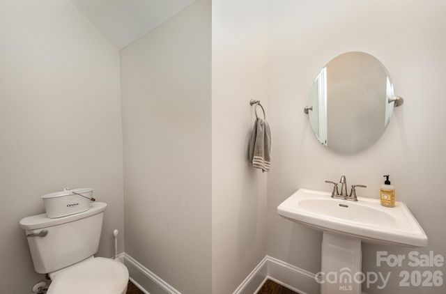 1390 Cedardale Lane, Denver, NC 28037