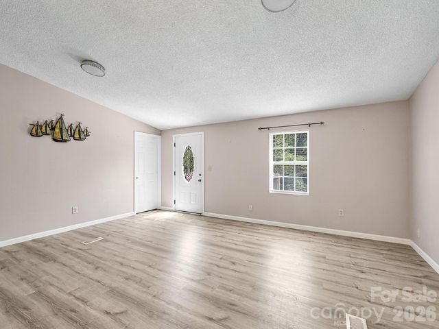 2275 Lamb Mountain Road, Hendersonville, NC 28792