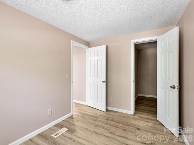 2275 Lamb Mountain Road, Hendersonville, NC 28792