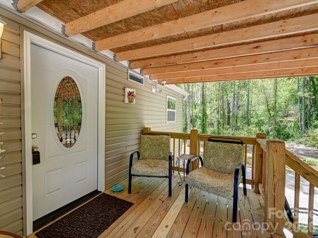 2275 Lamb Mountain Road, Hendersonville, NC 28792