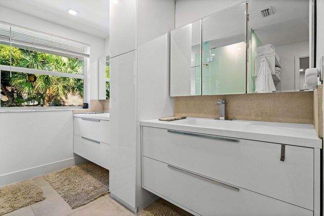 2093 NW 52nd Street 2093, Boca Raton, FL 33496