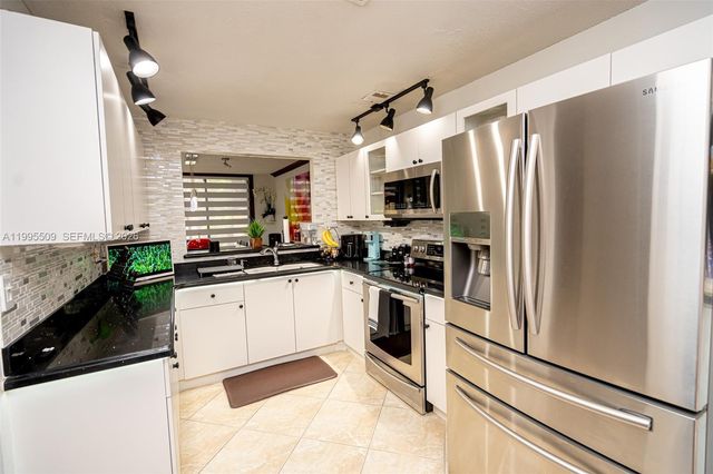 9955 Costa Del Sol Blvd H-108B, Doral, FL 33178