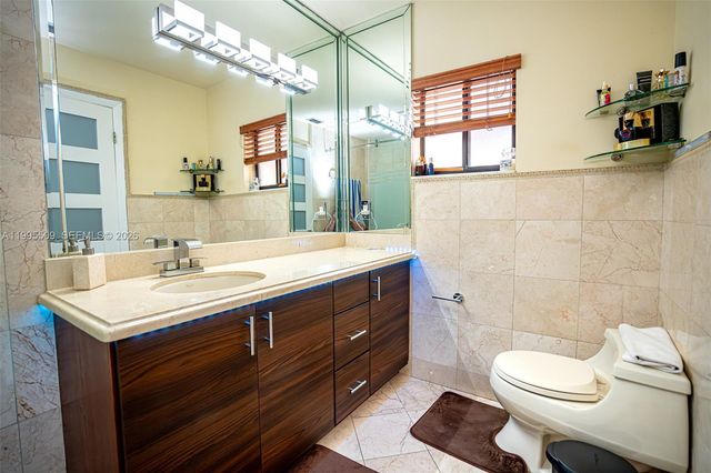 9955 Costa Del Sol Blvd H-108B, Doral, FL 33178