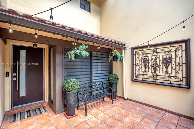 9955 Costa Del Sol Blvd H-108B, Doral, FL 33178