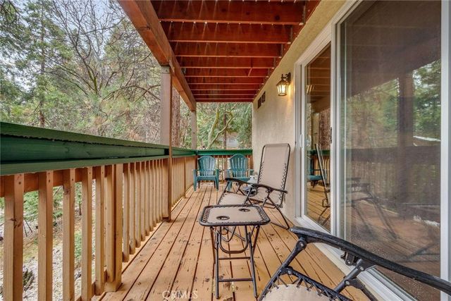 513 W Victoria Court, Lake Arrowhead, CA 92352