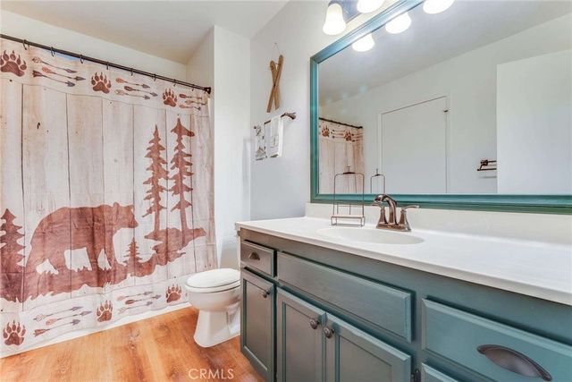 513 W Victoria Court, Lake Arrowhead, CA 92352