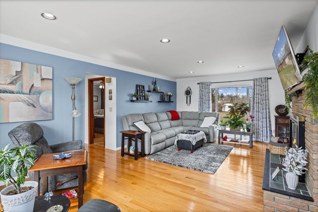 22761 Stair Drive, Clinton Township, MI 48036