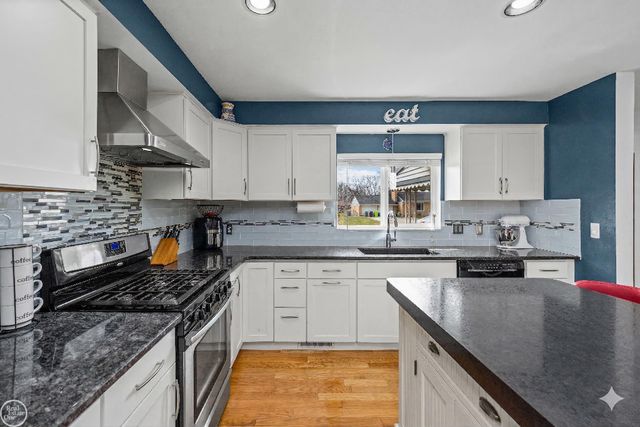 22761 Stair Drive, Clinton Township, MI 48036