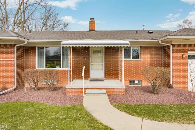 22761 Stair Drive, Clinton Township, MI 48036