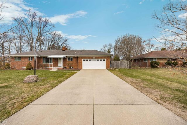 22761 Stair Drive, Clinton Township, MI 48036