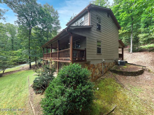 394 Sheep Stomp Road, Blairsville, GA 30512