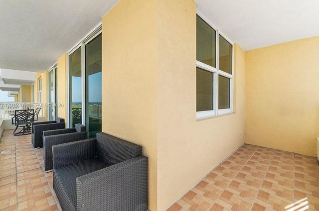 625 Casa Loma Boulevard 1009, Boynton Beach, FL 33435