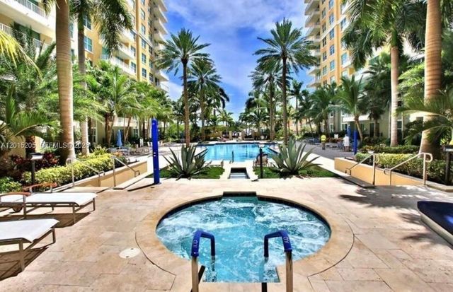 625 Casa Loma Boulevard 1009, Boynton Beach, FL 33435