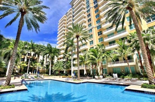625 Casa Loma Boulevard 1009, Boynton Beach, FL 33435
