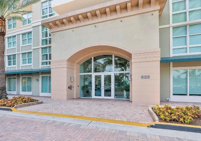 625 Casa Loma Boulevard 1009, Boynton Beach, FL 33435