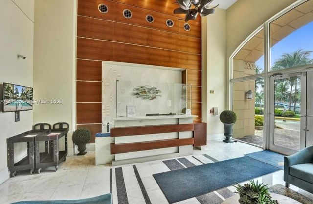 625 Casa Loma Boulevard 1009, Boynton Beach, FL 33435