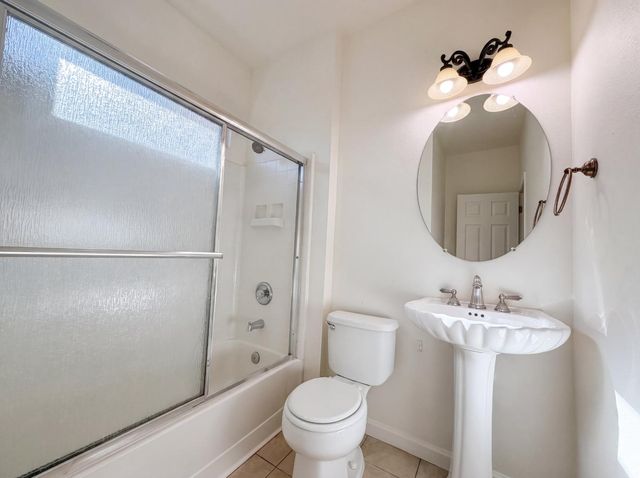 2805 Aquamarine Cir, Rescue, CA 95672