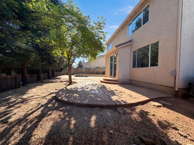2805 Aquamarine Cir, Rescue, CA 95672