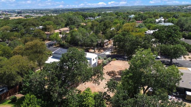 2406 W 10th ST, Austin, TX 78703