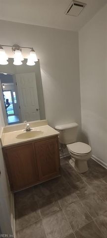801 Ward CT, Newport News, VA 23602