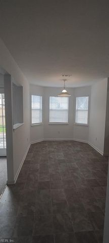801 Ward CT, Newport News, VA 23602