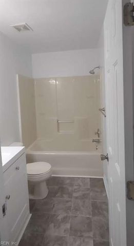 801 Ward CT, Newport News, VA 23602