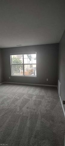801 Ward CT, Newport News, VA 23602