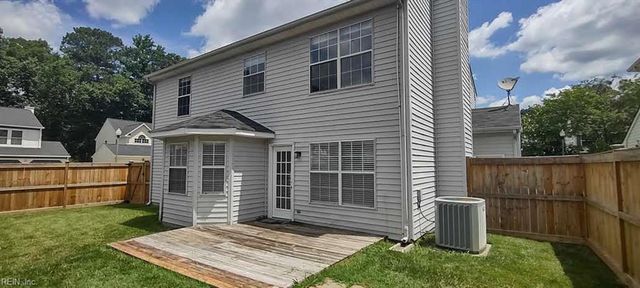 801 Ward CT, Newport News, VA 23602