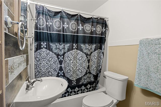 230 N Moreau Avenue, Tipton, MO 65081