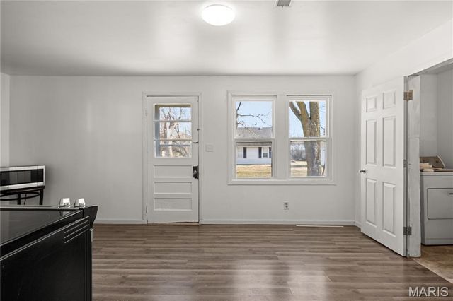 230 N Moreau Avenue, Tipton, MO 65081