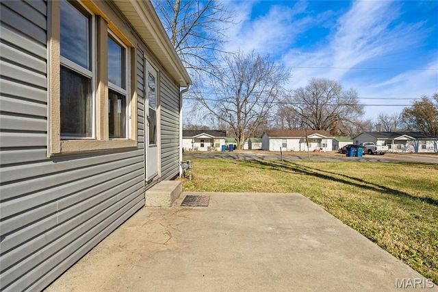 230 N Moreau Avenue, Tipton, MO 65081