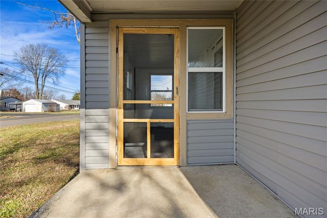 230 N Moreau Avenue, Tipton, MO 65081
