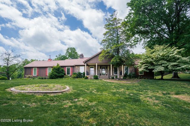 2711 Parkwood Rd, Louisville, KY 40214