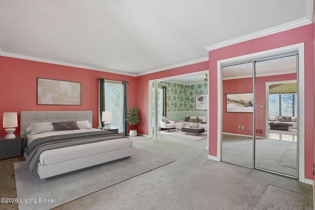 2711 Parkwood Rd, Louisville, KY 40214