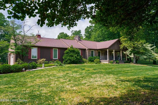 2711 Parkwood Rd, Louisville, KY 40214