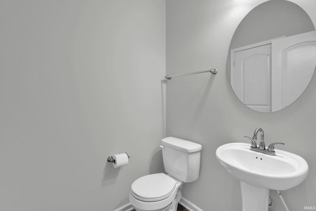 5368 W Stonewood Drive, Bloomington, IN 47403