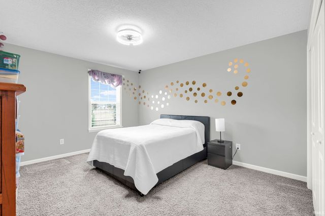 5368 W Stonewood Drive, Bloomington, IN 47403