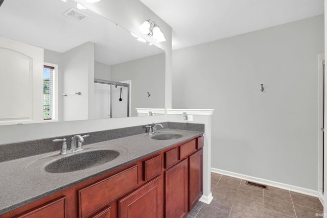 5368 W Stonewood Drive, Bloomington, IN 47403