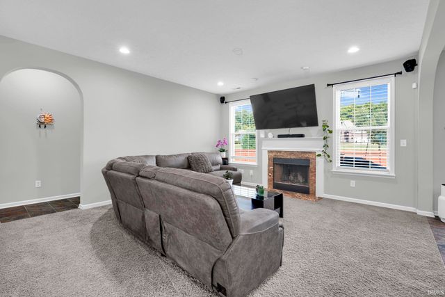 5368 W Stonewood Drive, Bloomington, IN 47403