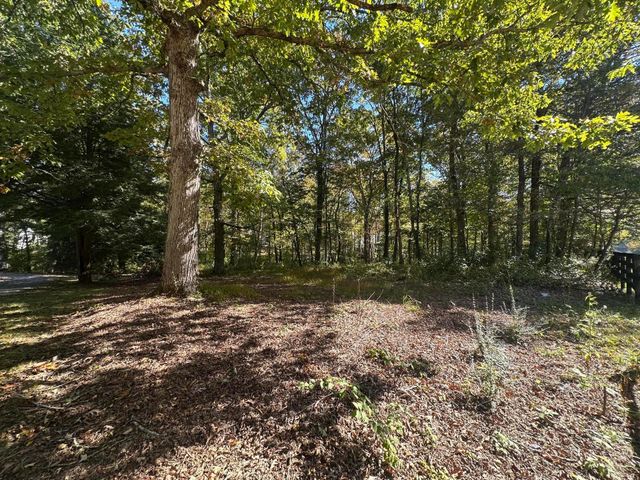 4276 Taft Highway, Signal Mountain, TN 37377