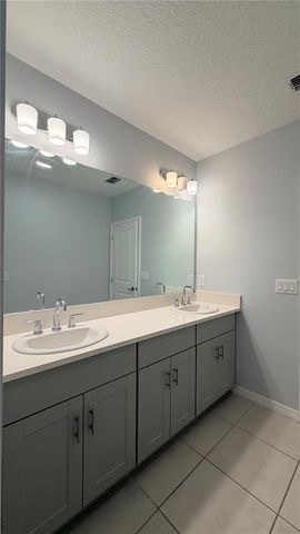 486 PINE TREE BRIDGE TRAIL, St Cloud, FL 34772